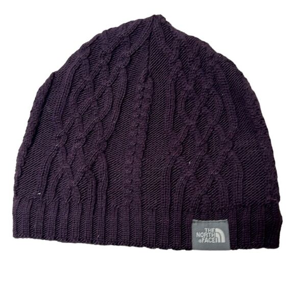 The North Face Wool Blend Burgundy Cable Knit Beanie Hat. - Picture 1 of 7